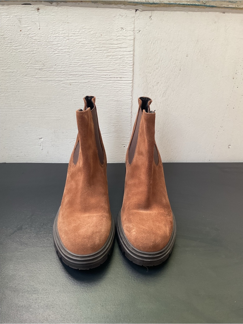 Geox Respira Suede Boots in Chestnut Brown